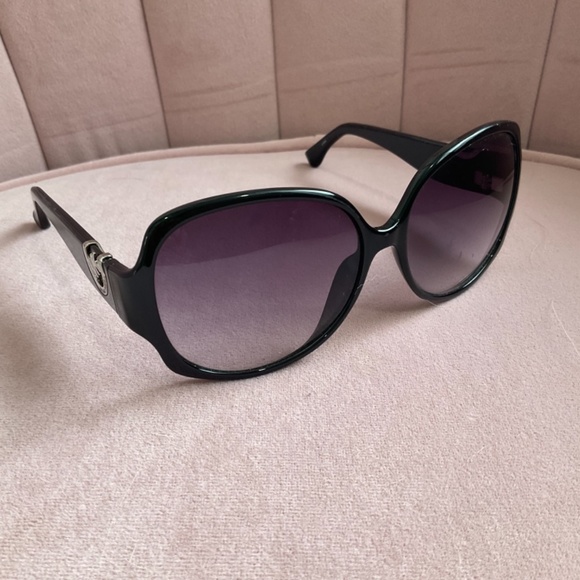 Michael Kors Sunglasses - Picture 5 of 5